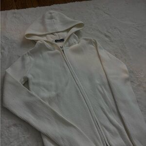 Brandy Melville Off-White Ribbed Zip Hoodie